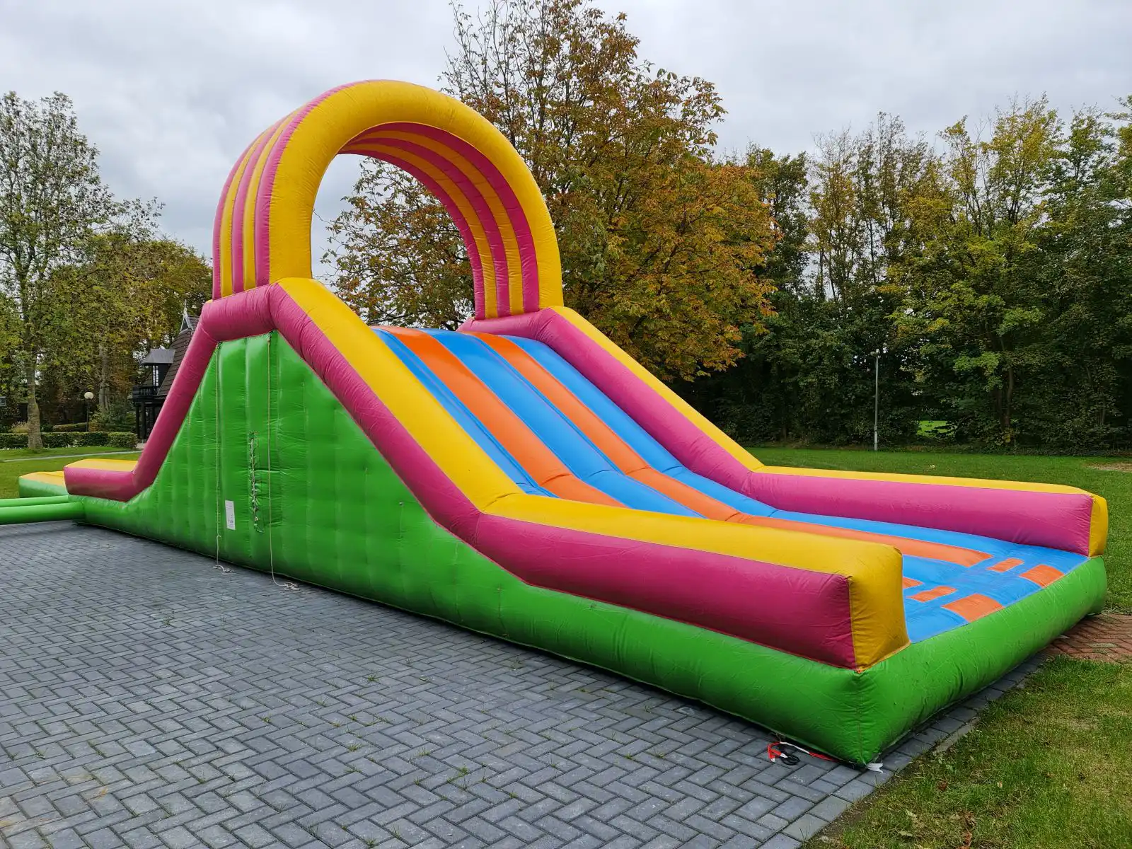 Tobbedansen voor Kinderen - Attractieverhuur Olivier