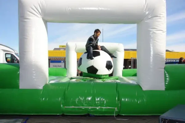 Voetbalsimulator Rodeo - Attractieverhuur Olivier