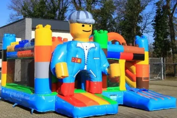 Springkussen Multiplay Bouwblokjes (Lego) - Attractieverhuur Olivier